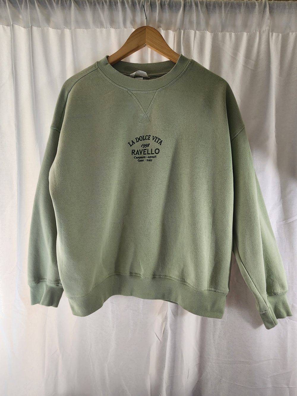 H&M Green Fleece Crewneck Sweatshirt L Embroidered La Dolce Vita